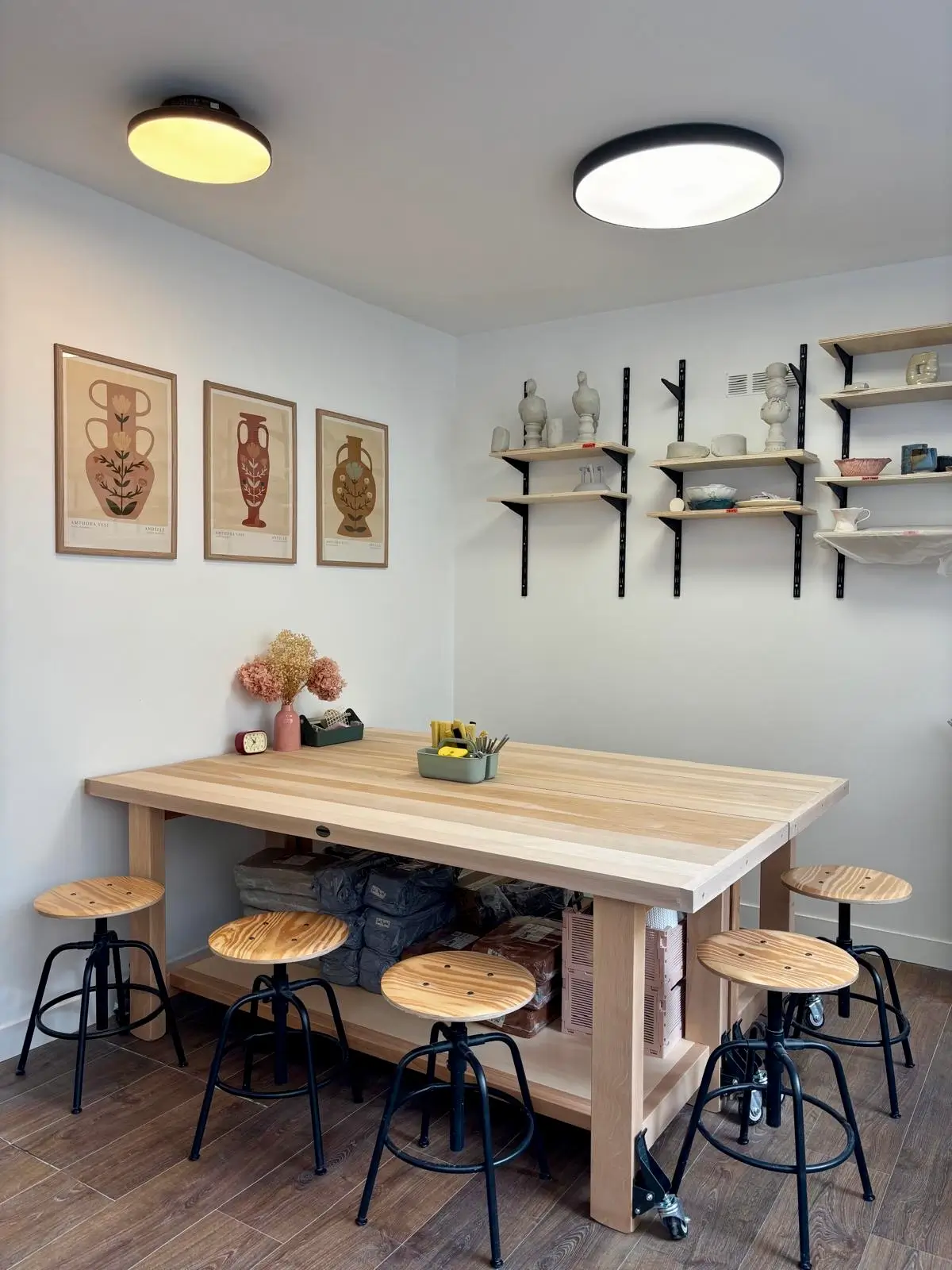 Atelier Henriette Céramique à Boulogne – espace modelage